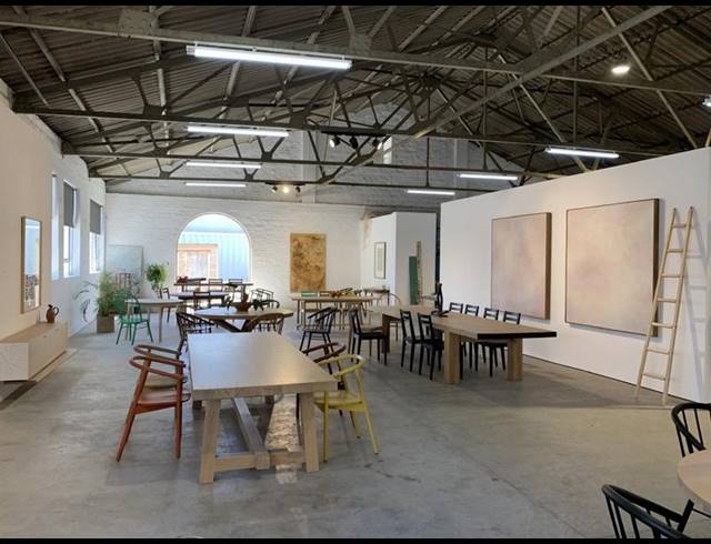 INDUSTRIAL PROPERTY TO RENT IN PAARDEN EILAND